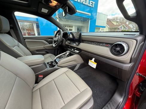New 2026 Chevrolet Colorado ZR2 w/ Midnight Edition AWD/4WD image 36