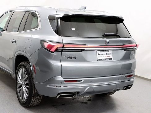 New 2026 Buick Enclave Avenir w/ Super Cruise Package image 7