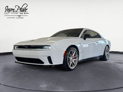 Used 2024 Dodge Charger Daytona Scat Pack w/ Plus Group AWD/4WD image 7