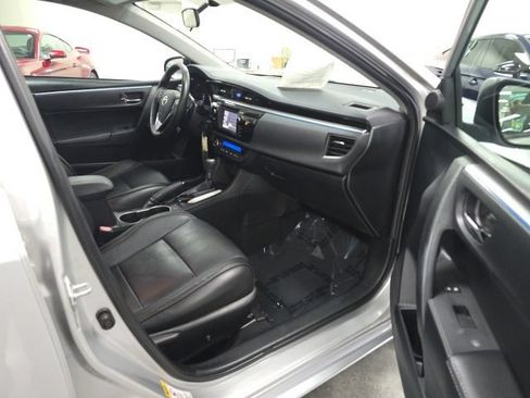 Used 2014 Toyota Corolla S FWD image 5