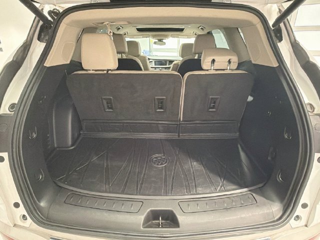 Used 2020 Buick Enclave Premium w/ Sun and Sites Package FWD image 21
