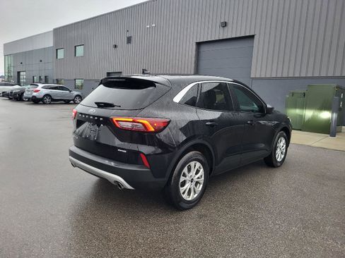 Used 2023 Ford Escape Active image 3