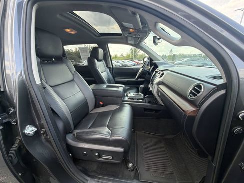 Used 2021 Toyota Tundra Limited w/ Limited Premium Package AWD/4WD image 27
