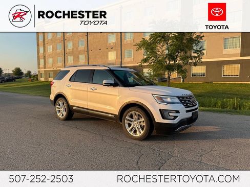 Used 2017 Ford Explorer Limited w/ Equipment Group 301A AWD/4WD image 1
