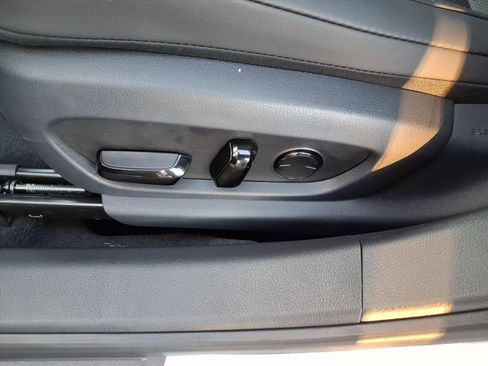 New 2025 Lexus ES 350 w/ Premium Package image 12