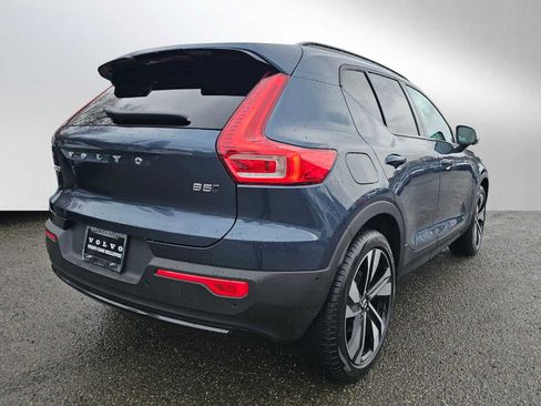 New 2026 Volvo XC40 B5 Ultra w/ Climate Package image 3