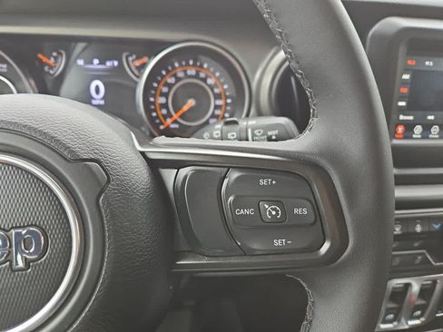 Used 2023 Jeep Wrangler Sport AWD/4WD image 23