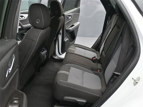 Used 2023 Chevrolet Blazer LT image 9