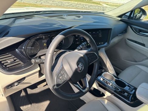 Used 2022 Buick Envision Essence w/ Safety Package image 18