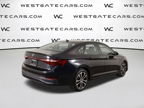 Used 2025 Volkswagen Jetta Sport FWD image 40