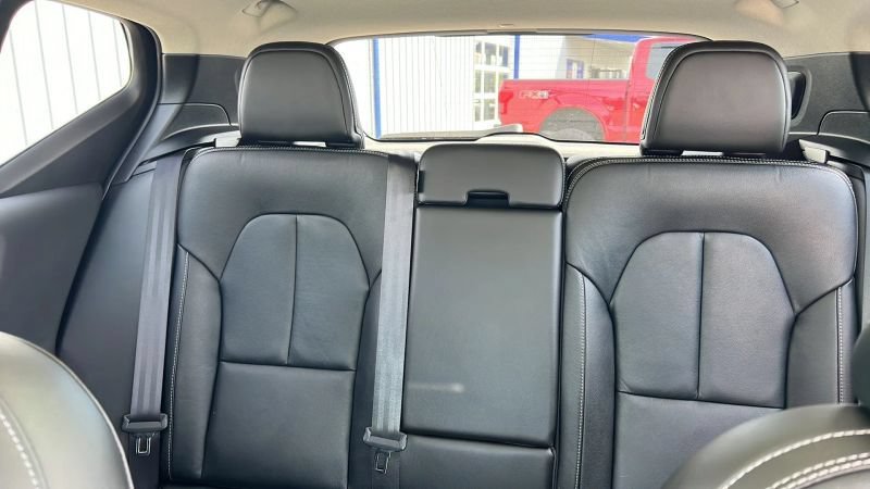 Used 2019 Volvo XC40 T5 Inscription AWD/4WD image 19