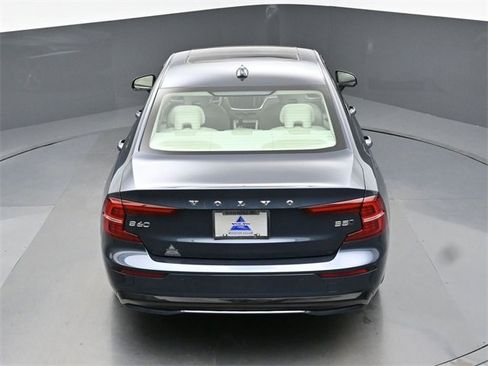 Used 2024 Volvo S60 B5 Ultimate image 44