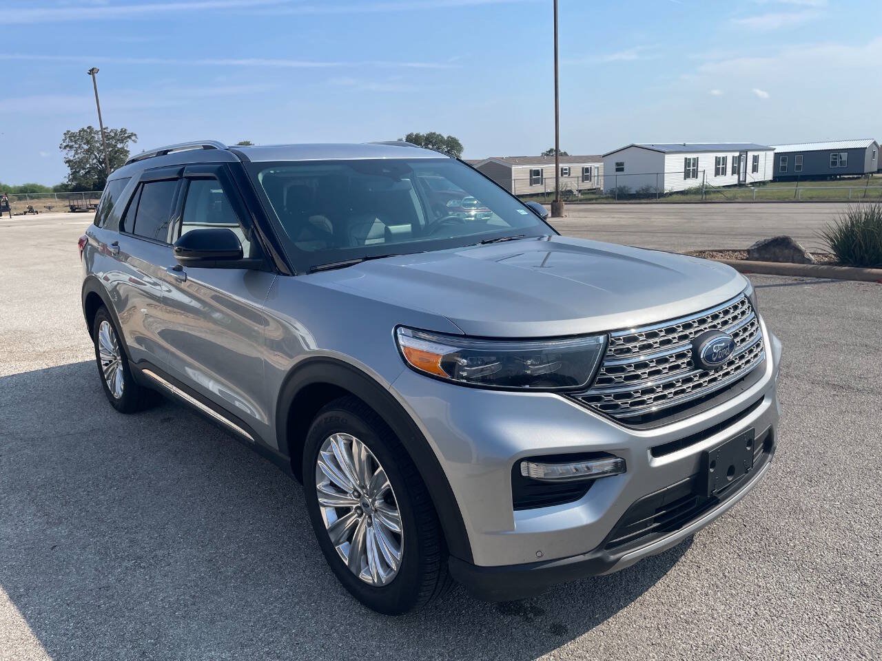 Used 2023 Ford Explorer Limited w/ Limited Technology Package RWD image 8