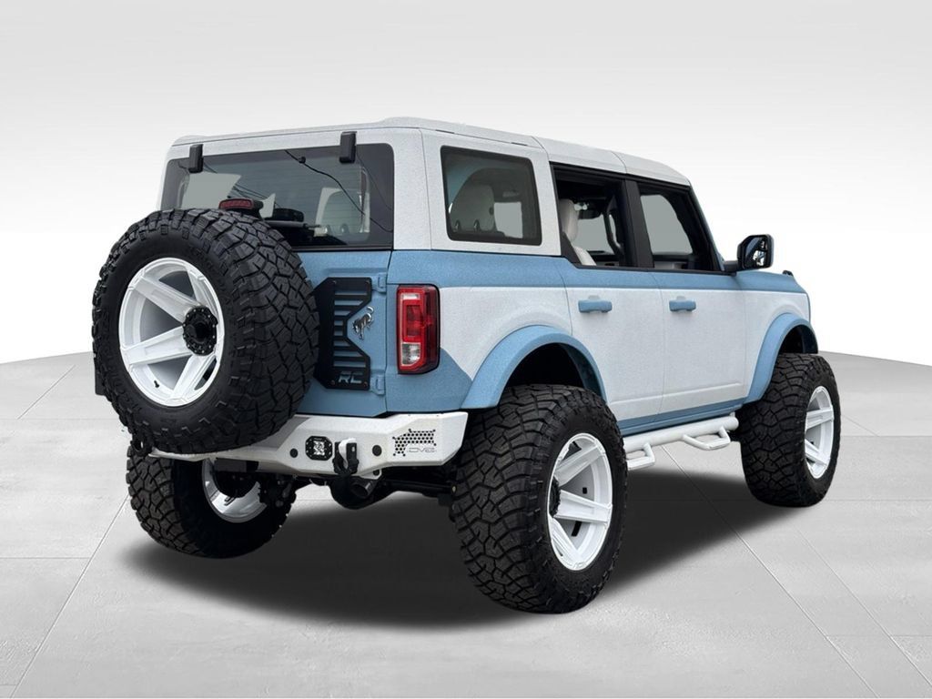 Used 2025 Ford Bronco 4-Door AWD/4WD image 8