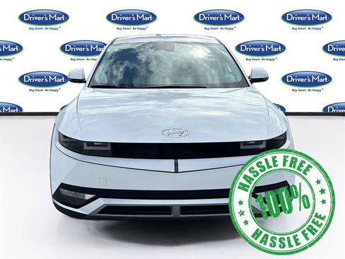 Used 2023 Hyundai Ioniq 5 SE image 2