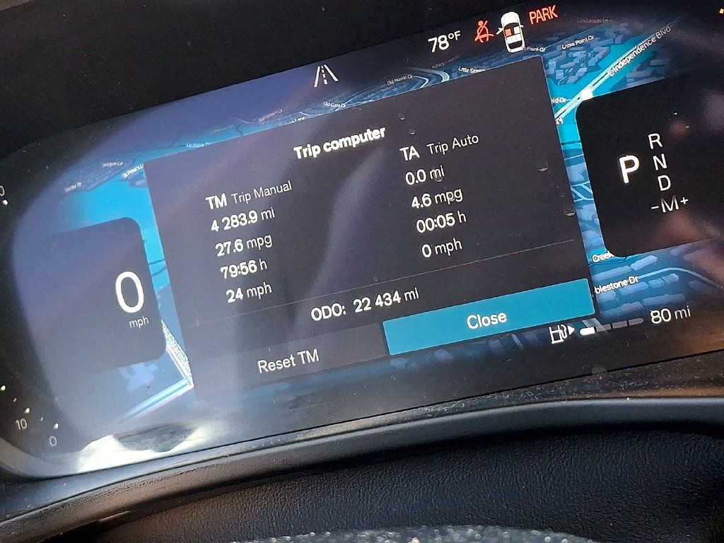 Certified 2024 Volvo XC40 B5 Plus w/ Protection Package Premier AWD/4WD image 19