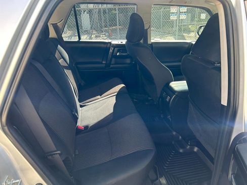 Used 2023 Toyota 4Runner TRD Off-Road AWD/4WD image 17