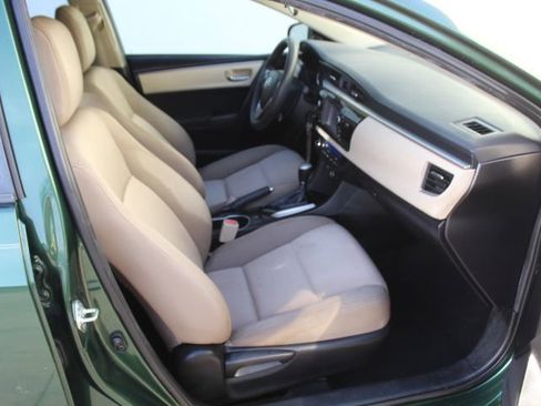 Used 2014 Toyota Corolla LE image 36