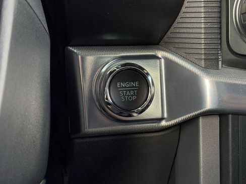 New 2025 Ford F150 Lariat w/ Equipment Group 502A High image 16