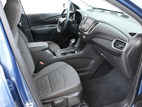 Certified 2024 Chevrolet Equinox LT w/ LPO, Floor Liner Package FWD image 31