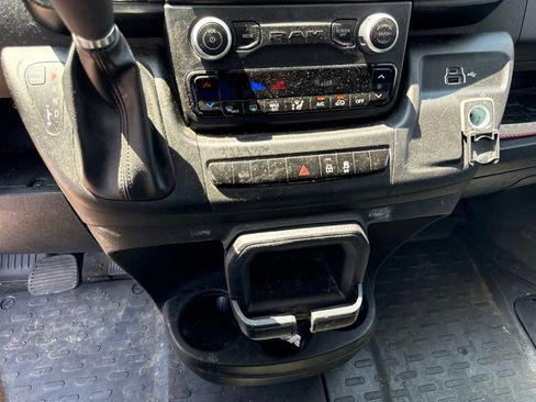 Used 2023 RAM ProMaster 2500 FWD image 23