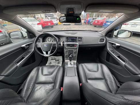 Used 2012 Volvo S60 T5 w/ Multimedia Pkg image 34