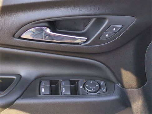 Certified 2021 Chevrolet Equinox LT image 23