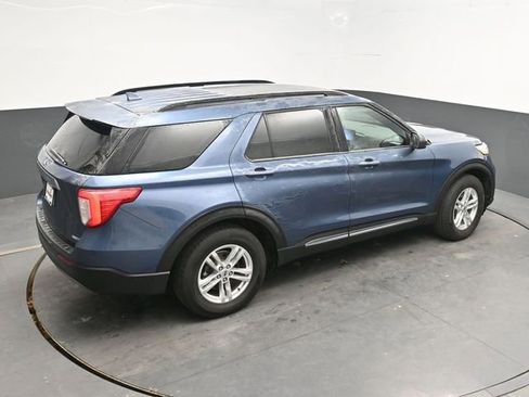 Used 2020 Ford Explorer XLT w/ Equipment Group 202A image 23