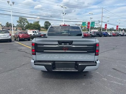 Used 2025 Nissan Frontier PRO-4X AWD/4WD image 6
