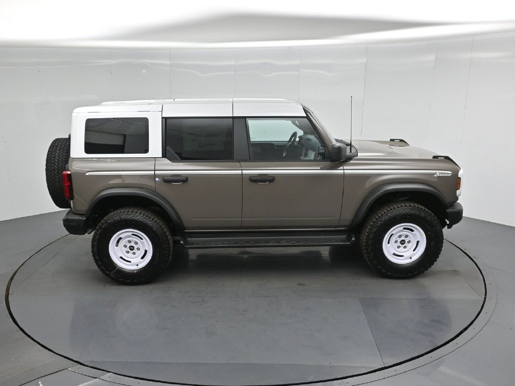 New 2026 Ford Bronco Heritage Edition AWD/4WD image 37