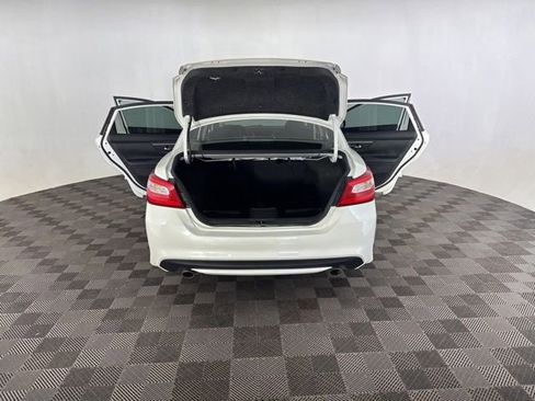 Used 2017 Nissan Altima 2.5 SL w/ Technology Package FWD image 15