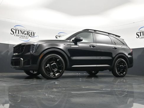 Used 2025 Kia Sorento SX Prestige w/ Olive Brown Leather Package image 19
