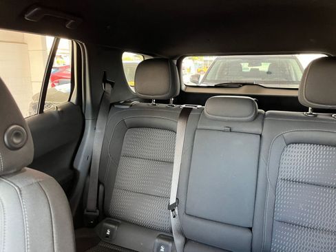 Used 2025 Chevrolet Equinox LT image 39