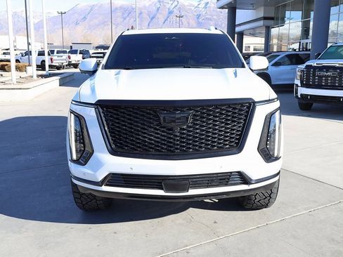 Used 2026 Cadillac Escalade Sport w/ Touring Package AWD/4WD image 9