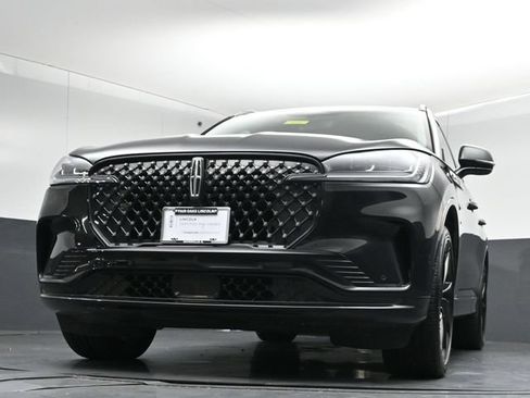 Certified 2025 Lincoln Aviator Reserve w/ Equipment Group 201A AWD/4WD image 39