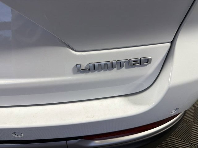 New 2026 Jeep Grand Cherokee Limited AWD/4WD image 11