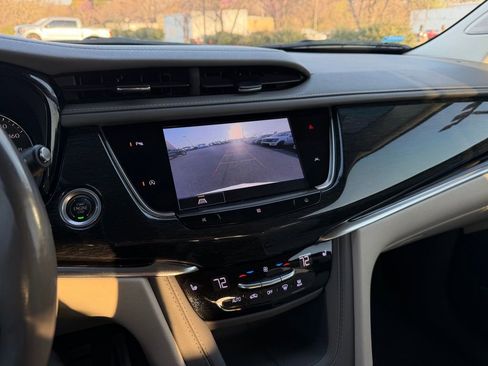 Used 2021 Cadillac XT6 Premium Luxury image 19