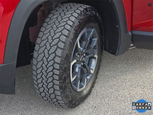 Used 2025 Chevrolet Equinox ACTIV image 31