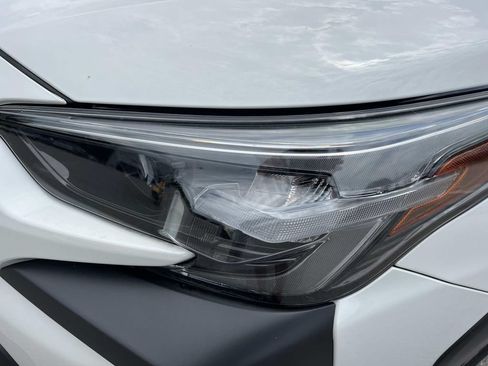 Certified 2025 Subaru Outback Premium w/ Popular Package #1A AWD/4WD image 9