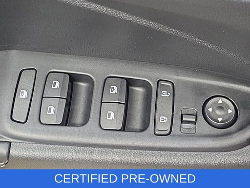 Certified 2026 Hyundai Venue SEL FWD image 29