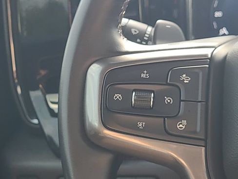 Used 2023 Chevrolet Silverado 1500 ZR2 w/ Technology Package AWD/4WD image 18