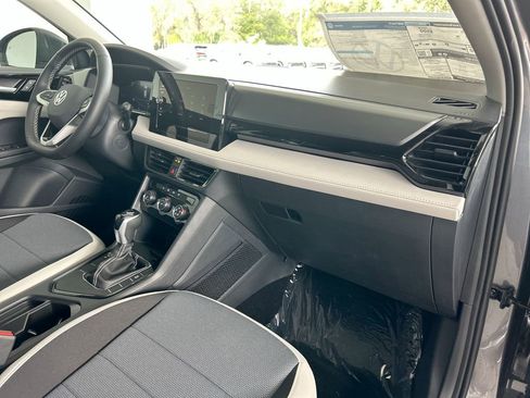 New 2026 Volkswagen Taos S FWD image 35