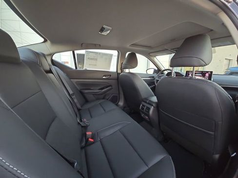 New 2025 Nissan Altima 2.5 SL image 28