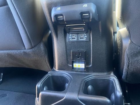 Certified 2023 Jeep Gladiator Overland image 15