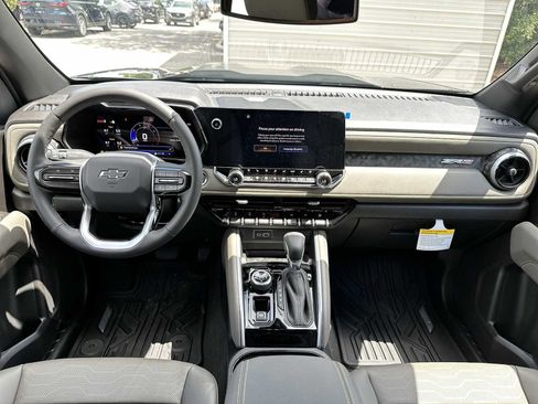 New 2026 Chevrolet Colorado ZR2 w/ Technology Package AWD/4WD image 14