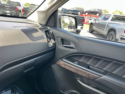 Certified 2022 GMC Canyon Denali AWD/4WD image 29