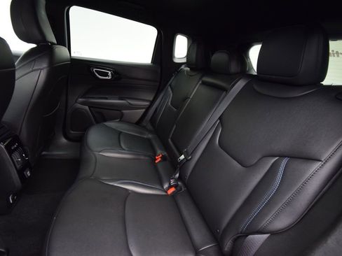 Used 2026 Jeep Compass Limited AWD/4WD image 24