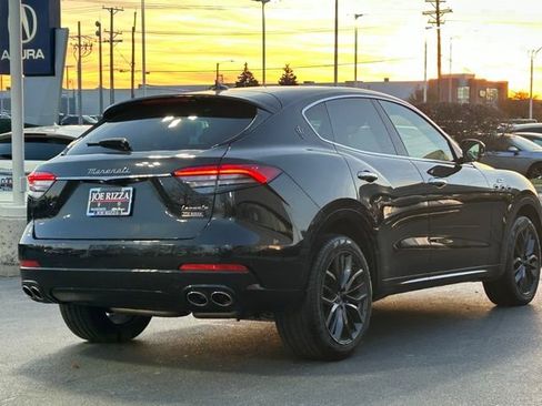 Used 2024 Maserati Levante GT Ultima AWD/4WD image 7