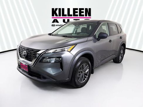Used 2021 Nissan Rogue S FWD image 3