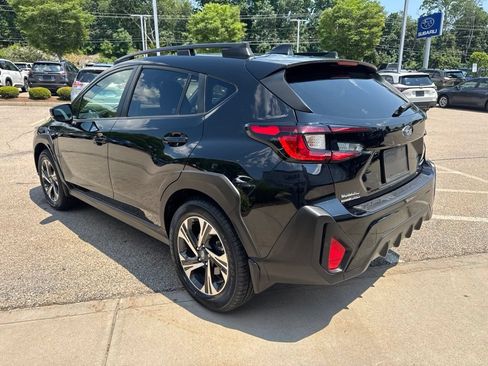 Used 2024 Subaru Crosstrek 2.0i Premium AWD/4WD image 4